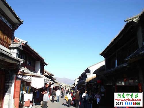 <a href=http://www.cyts.ha.cn/ly/yunnan/ target=_blank class=infotextkey>云南</a><a href=http://www.cyts.ha.cn/ly/dali/ target=_blank class=infotextkey>大理</a>古城，河南中青旅