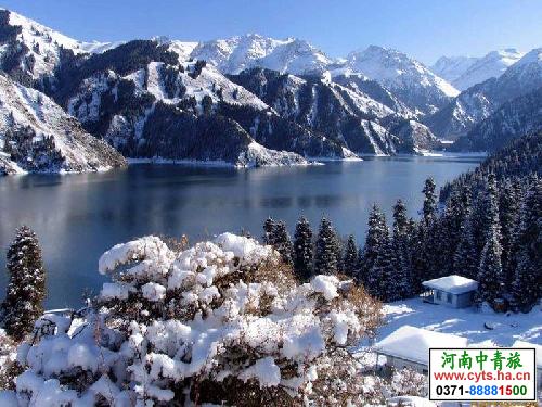 <a href=http://www.cyts.ha.cn/ly/xinjiang/ target=_blank class=infotextkey>新疆</a><a href=http://www.cyts.ha.cn/ly/tianshan/ target=_blank class=infotextkey>天山</a>天池，河南中青旅