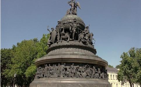 郑州中青旅,郑州旅行社,河南旅行社,“千年俄 罗斯”纪念碑