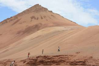 天山天池吐鲁番敦煌嘉峪关兰州青海四卧十日游