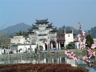 黄山、西递、宏村四星品质双卧五日游（全陪团）
