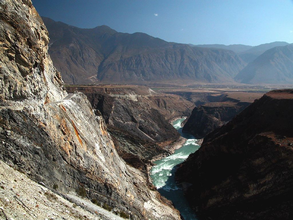 虎跳峡